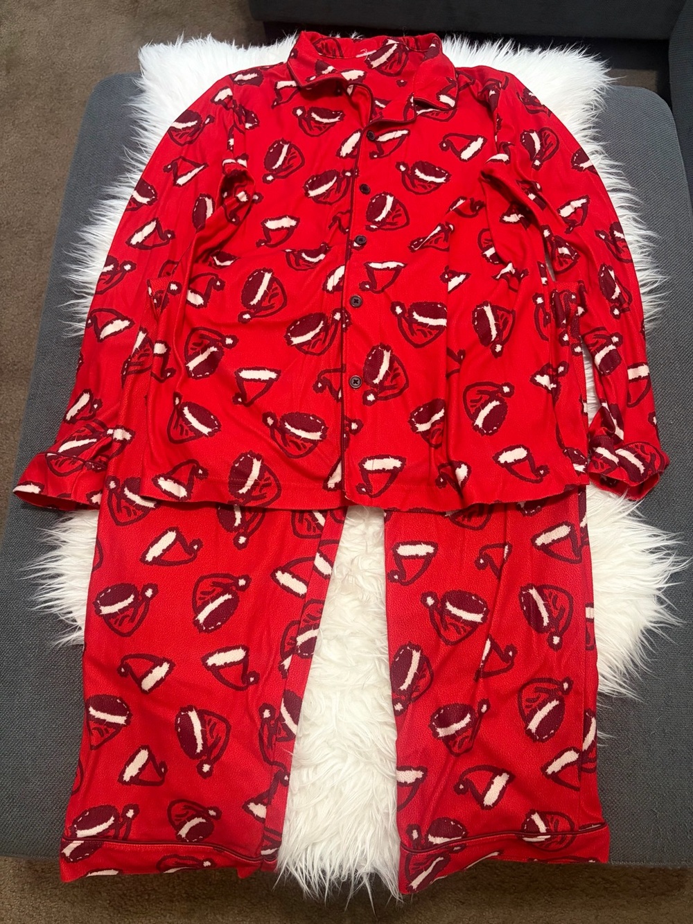 Cat & Jack Red Holiday Santa Hat Print Pajama Set